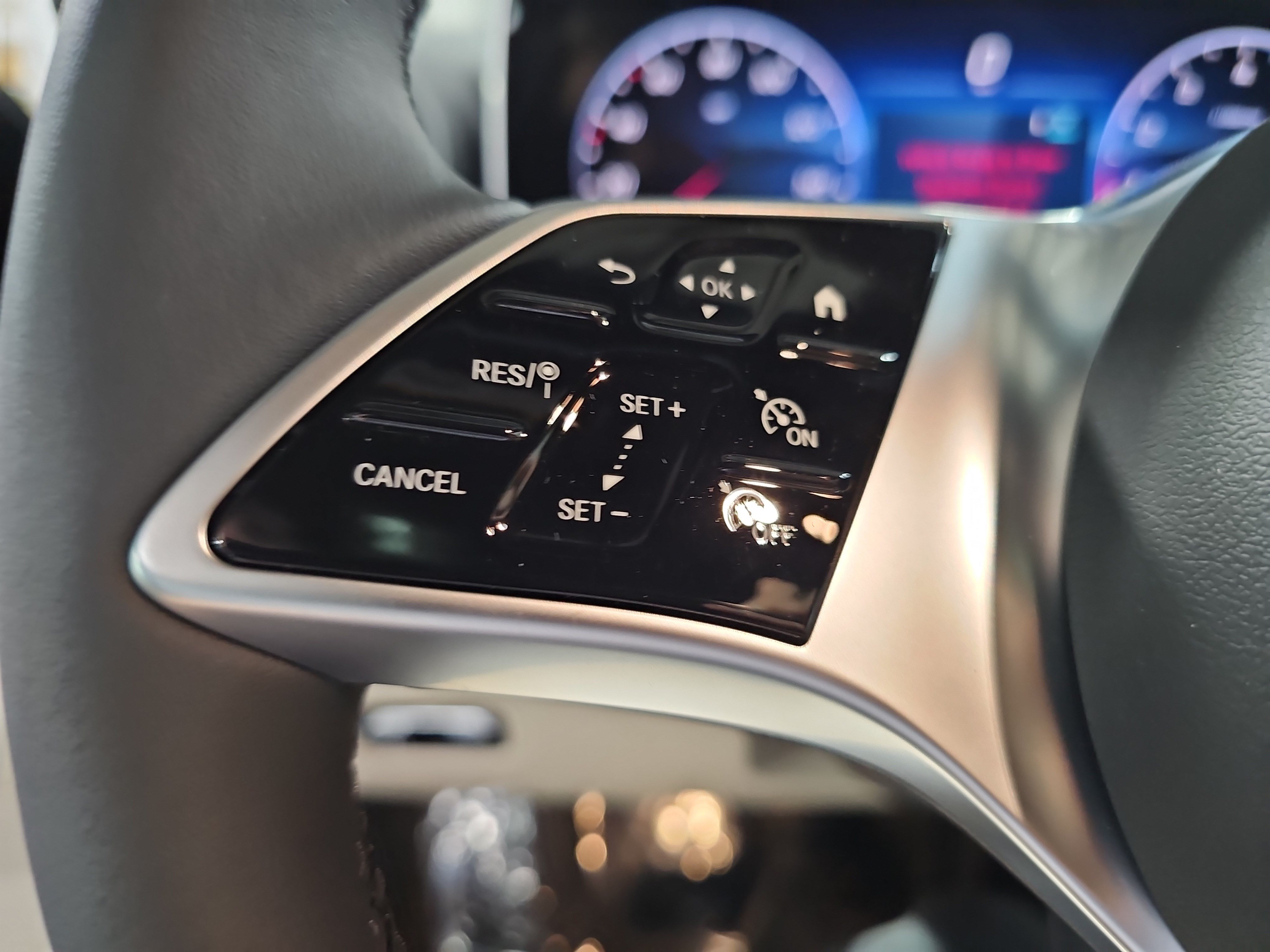 New 2026 Mercedes-Benz C 300 Sedan image 18