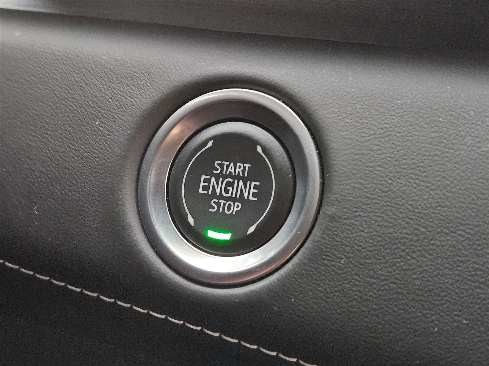 Used 2024 Cadillac Escalade Sport Platinum w/ LPO, ONYX Package AWD/4WD image 22