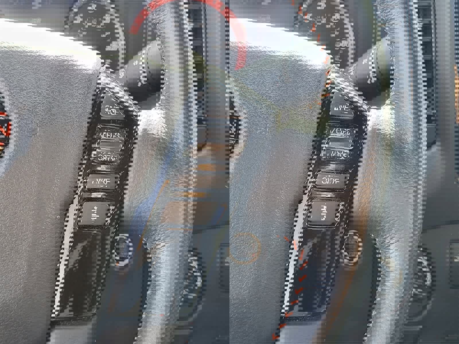 Used 2023 Nissan Frontier PRO-4X w/ Technology Package image 16