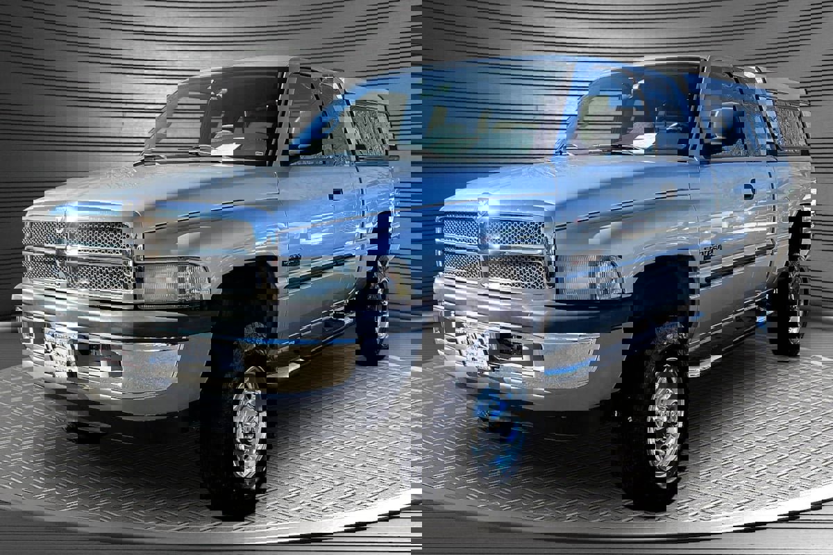 Used 2002 Dodge Ram 2500 Truck 4x4 Quad Cab image 3