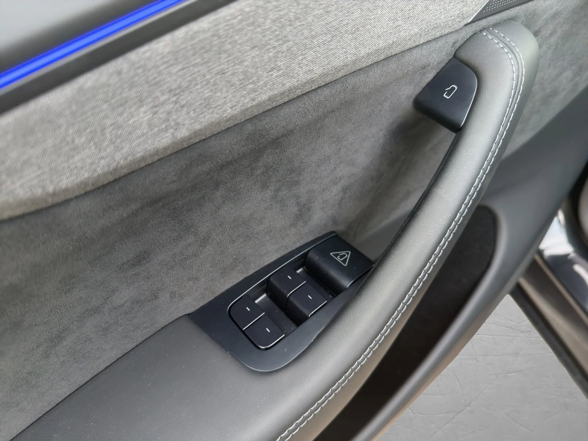 Used 2026 Tesla Model Y Long Range image 11