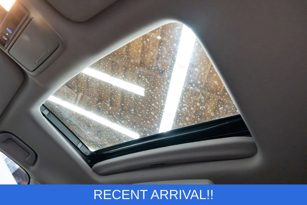 Used 2023 Honda Odyssey Touring image 24