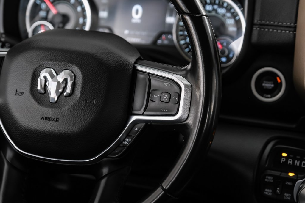 Used 2022 RAM 1500 Laramie AWD/4WD image 14