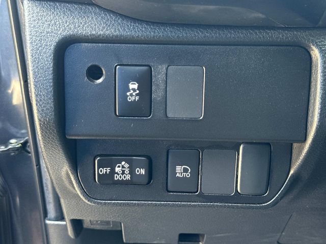 Used 2023 Toyota Tacoma SR AWD/4WD image 26
