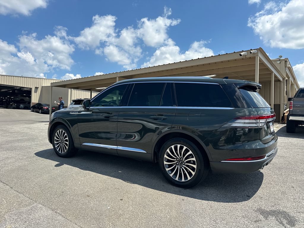 Used 2022 Lincoln Aviator Reserve w/ Elements Package Plus RWD image 4