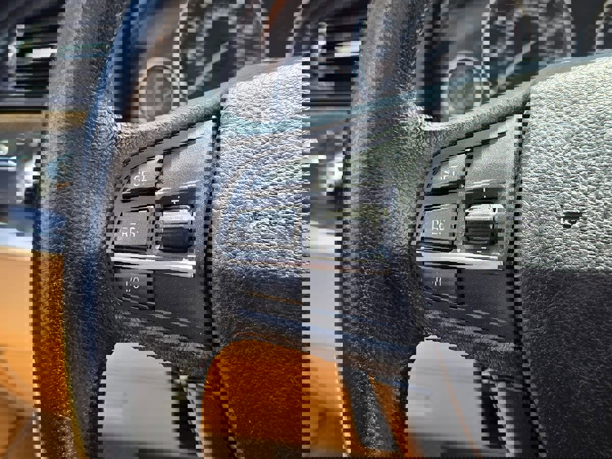 Used 2011 BMW 535i Sedan RWD image 25