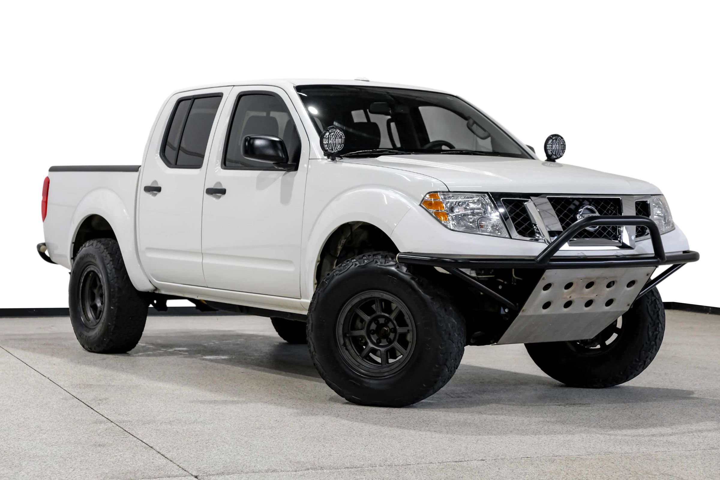 Used 2016 Nissan Frontier SV w/ SV Value Truck Package image 3