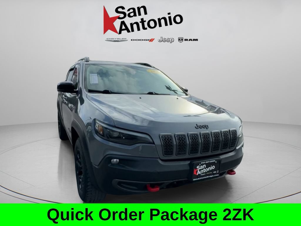 Used 2023 Jeep Cherokee Trailhawk w/ Trailer Tow Group AWD/4WD image 3