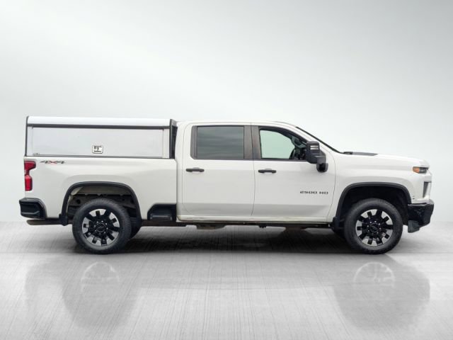 Used 2020 Chevrolet Silverado 2500 Custom w/ Custom Value Package image 3