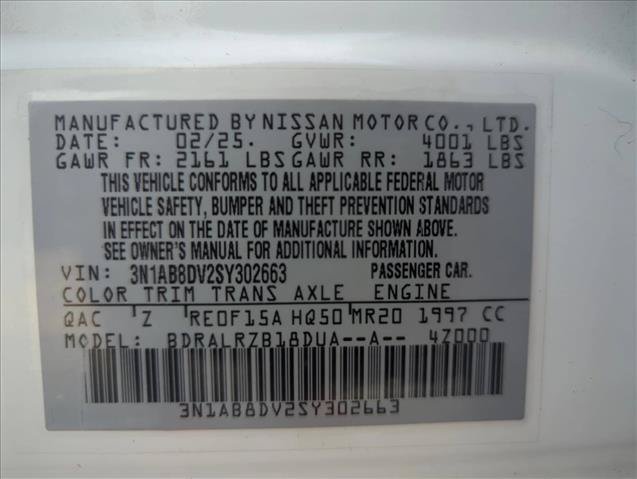 Used 2025 Nissan Sentra SR FWD image 26
