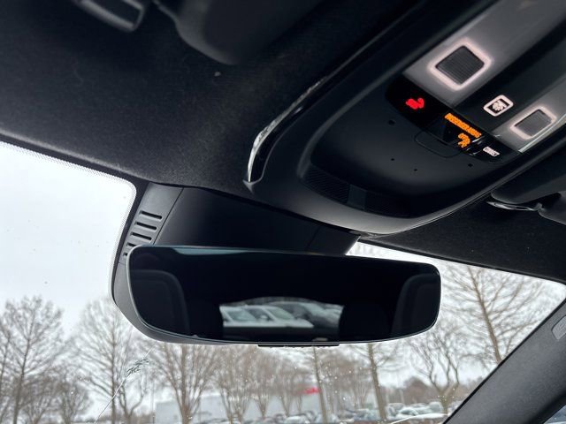 Used 2021 Polestar Polestar 2 w/ Performance Package image 37