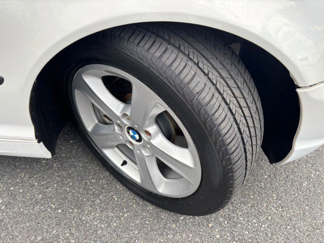 Used 2005 BMW 330i 330i image 28