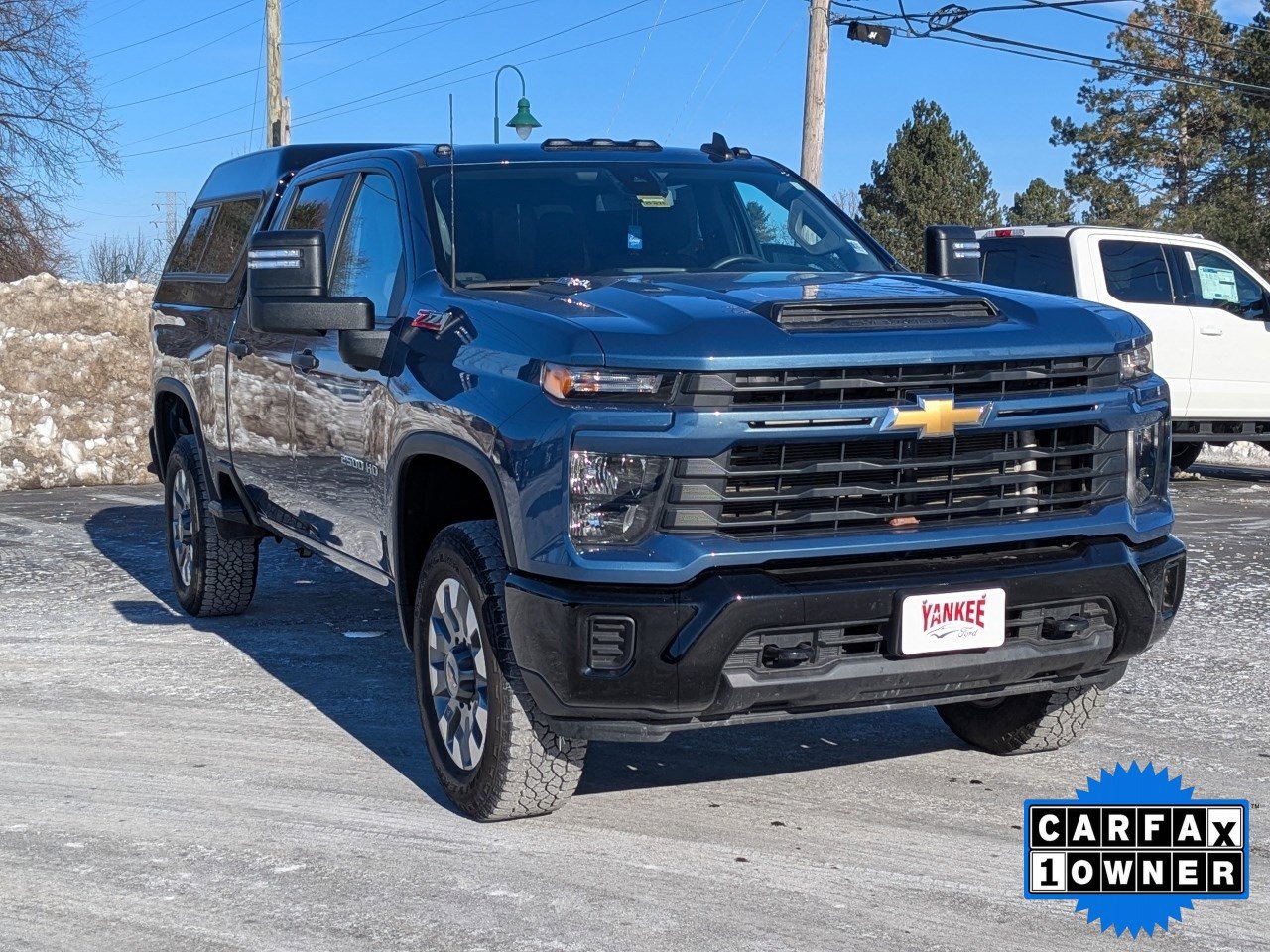 Used 2024 Chevrolet Silverado 2500 Custom w/ Custom Value Package image 32
