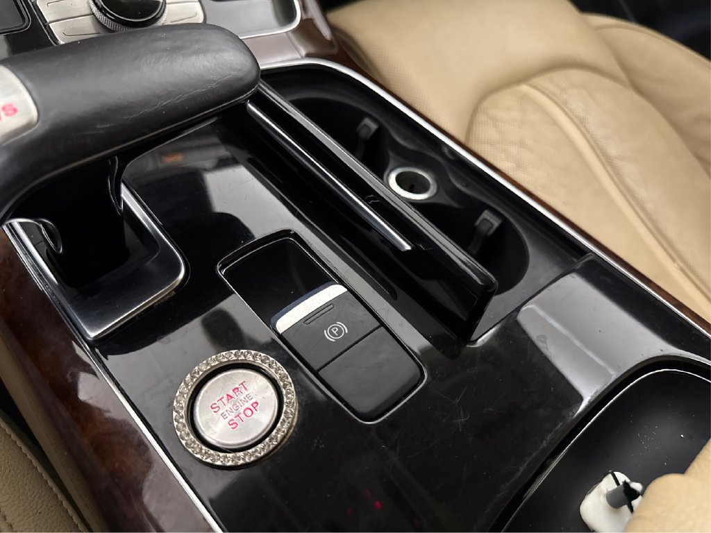 Used 2014 Audi A8 3.0T AWD/4WD image 38