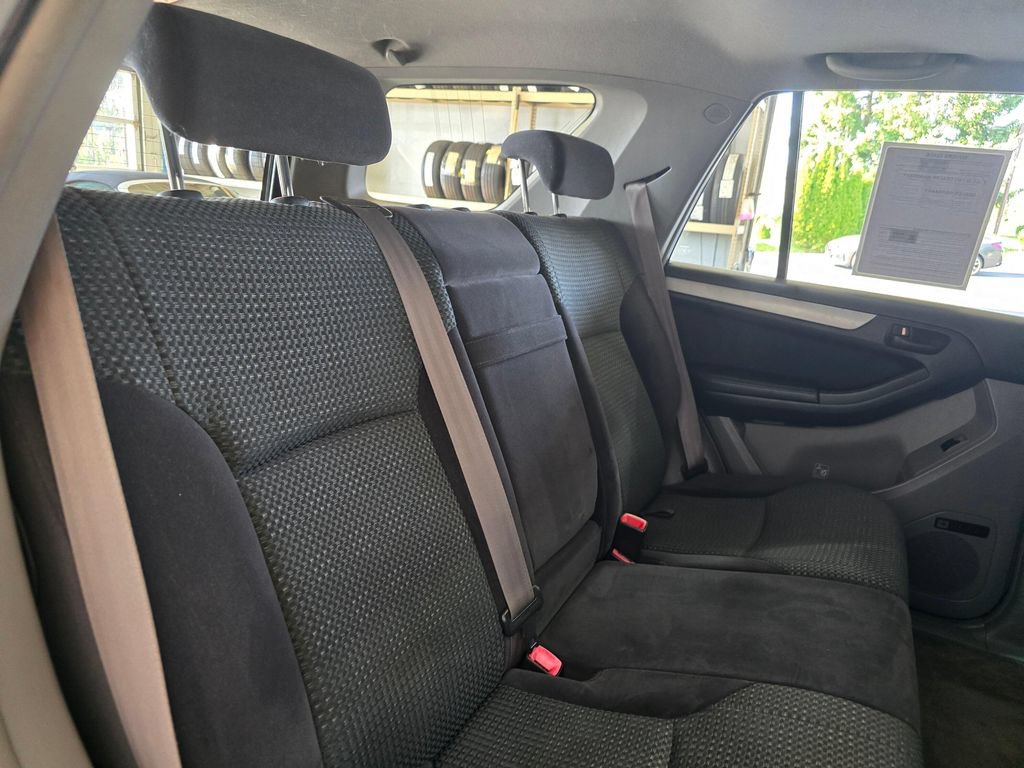 Used 2005 Toyota 4Runner SR5 AWD/4WD image 28