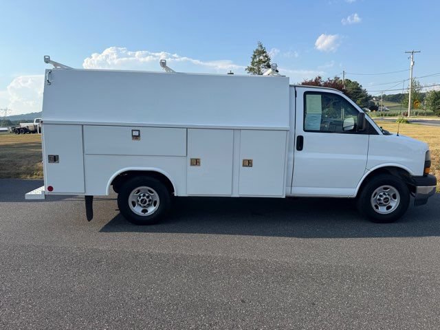 Used 2019 GMC Savana 3500 w/ Power Convenience Package RWD image 7