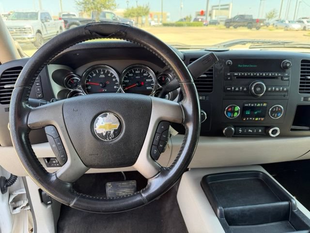 Used 2010 Chevrolet Silverado 1500 LT w/ Power Pack Plus AWD/4WD image 12