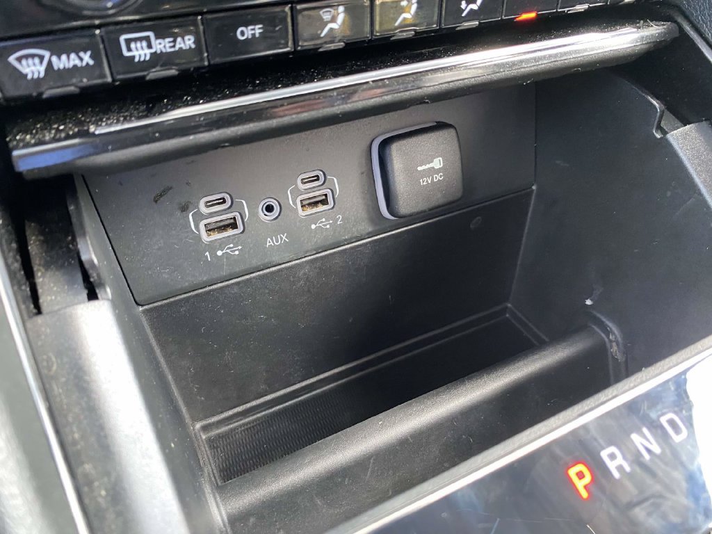Used 2023 Jeep Grand Cherokee L Limited AWD/4WD image 29