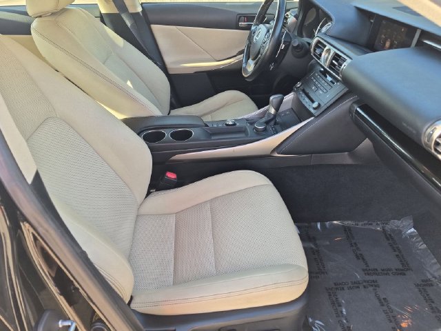 Used 2016 Lexus IS 300 AWD w/ Premium Package image 31