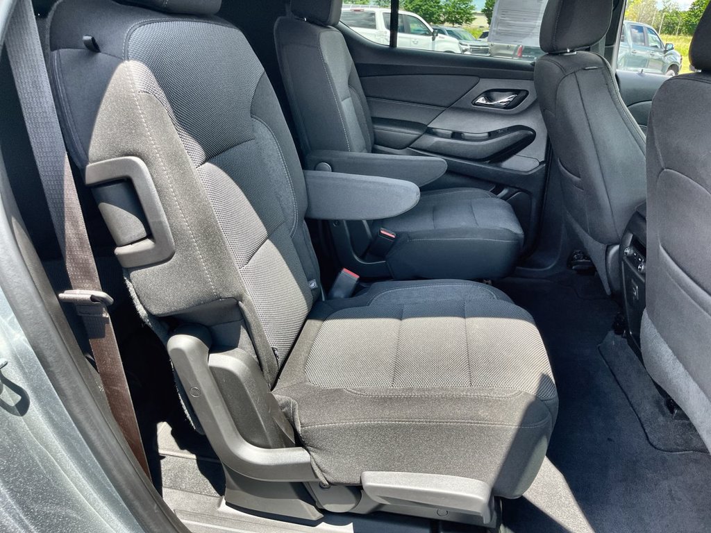 Used 2023 Chevrolet Traverse LT AWD/4WD image 25