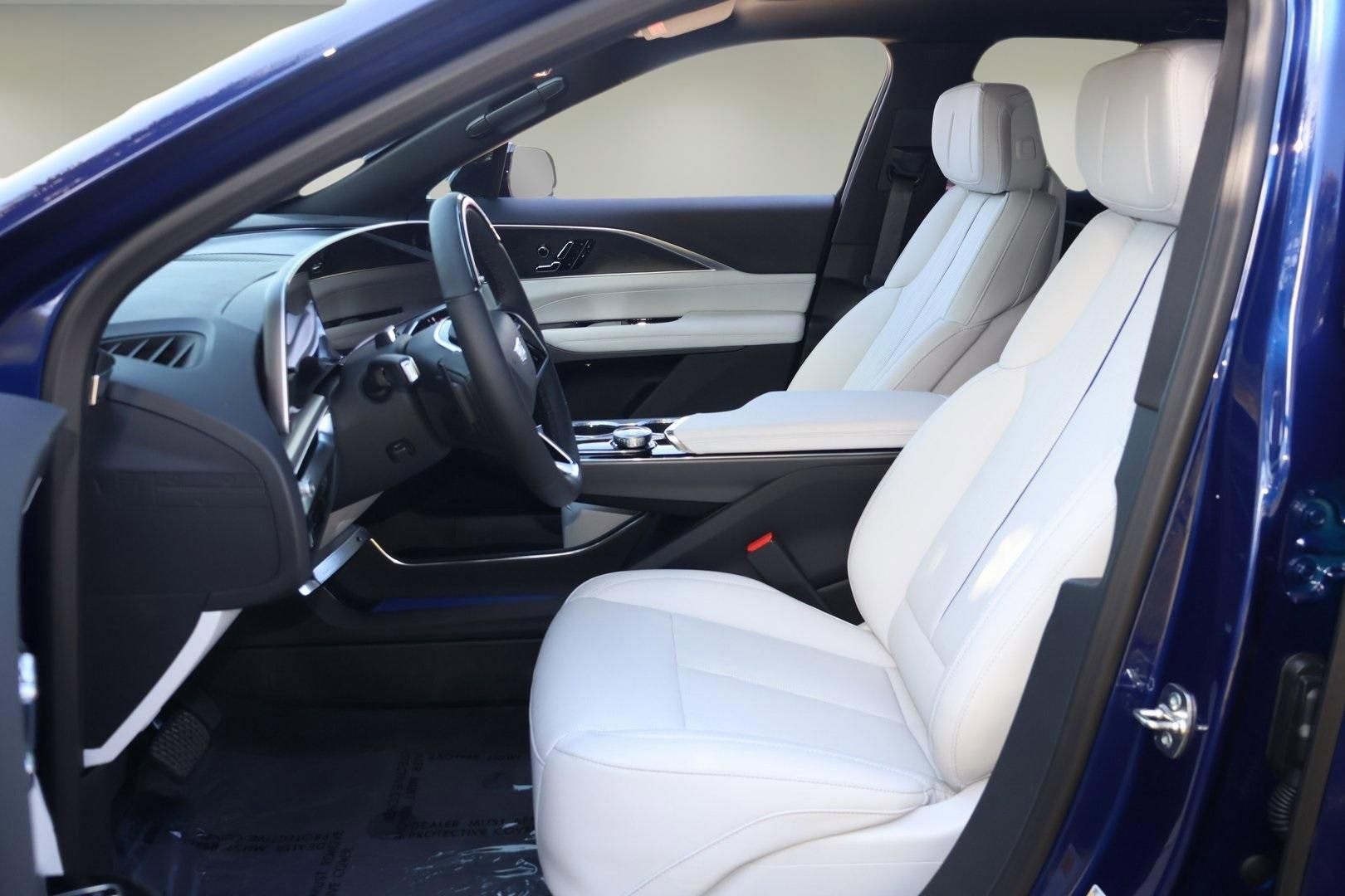 New 2026 Cadillac Lyriq Sport RWD image 16