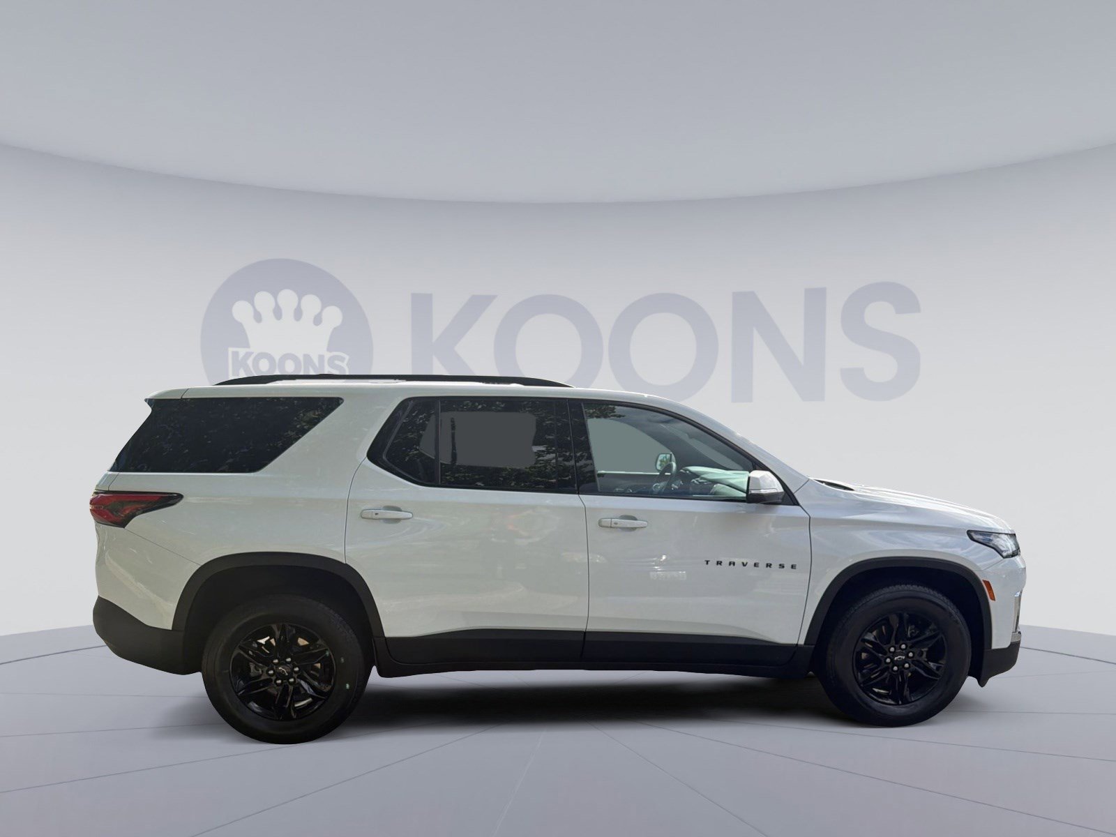Used 2023 Chevrolet Traverse LT w/ Midnight/Sport Edition AWD/4WD image 8
