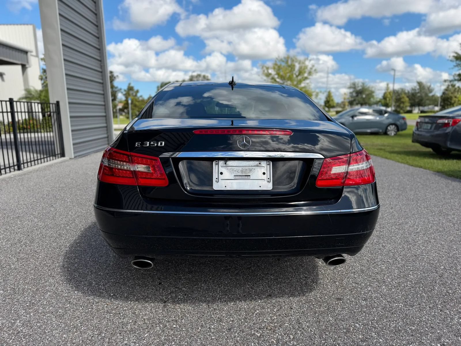 Used 2010 Mercedes-Benz E 350 Coupe image 8