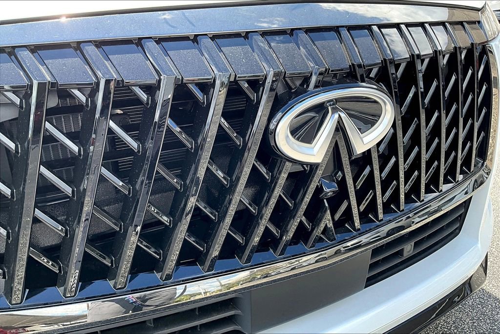 New 2026 INFINITI QX80 4WD w/ Sport Exterior Package image 42