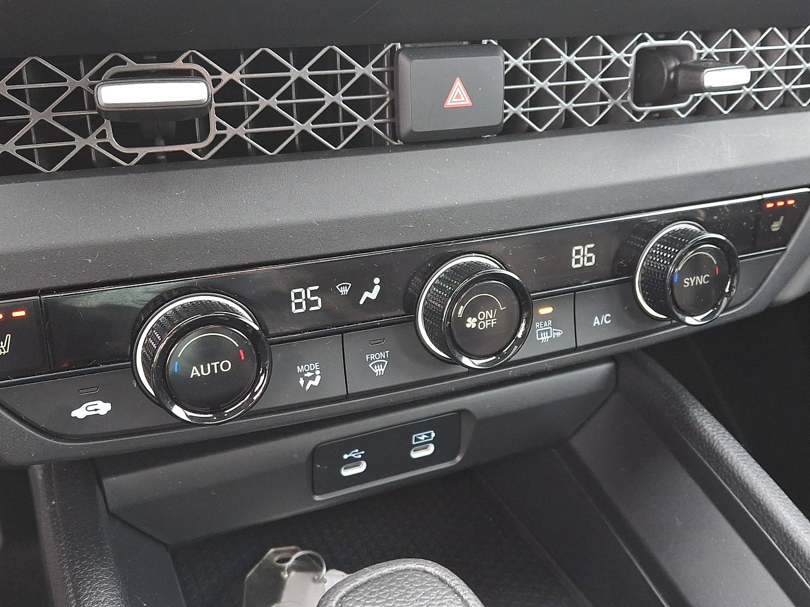 Certified 2025 Honda Accord SE image 19