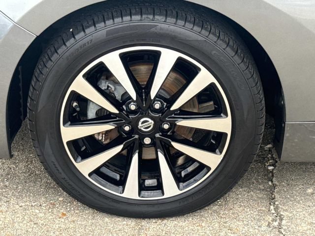 Used 2018 Nissan Altima 2.5 SV FWD image 5