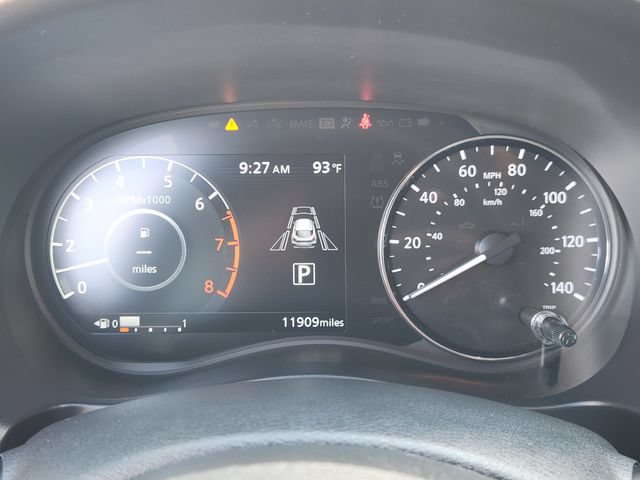 Used 2024 Nissan Kicks SR w/ SR Premium Package FWD image 16