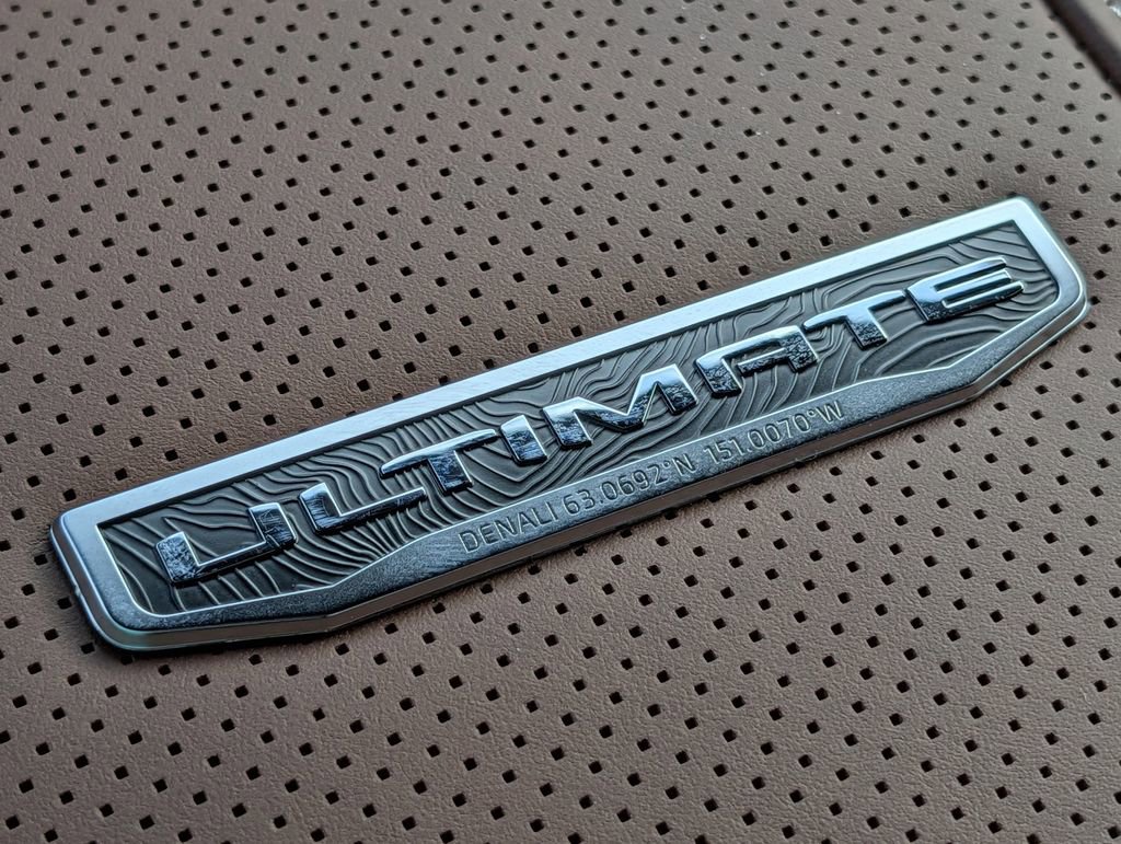 New 2026 GMC Sierra 2500 Denali Ultimate image 15
