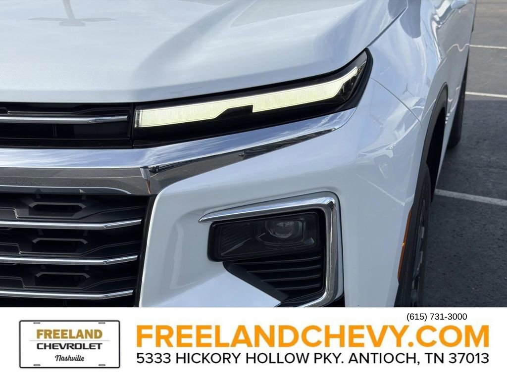 New 2026 Chevrolet Traverse LT w/ Sun and Wheel Package image 9