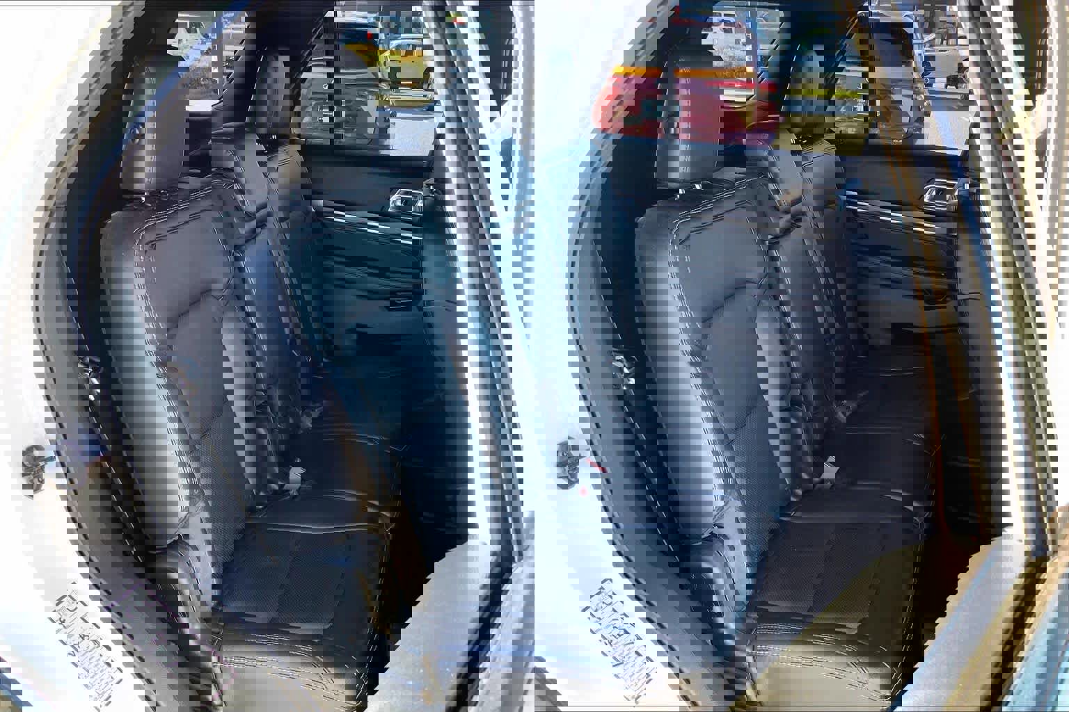 Used 2019 Ford Explorer Limited w/ Class III Trailer Tow Package image 18