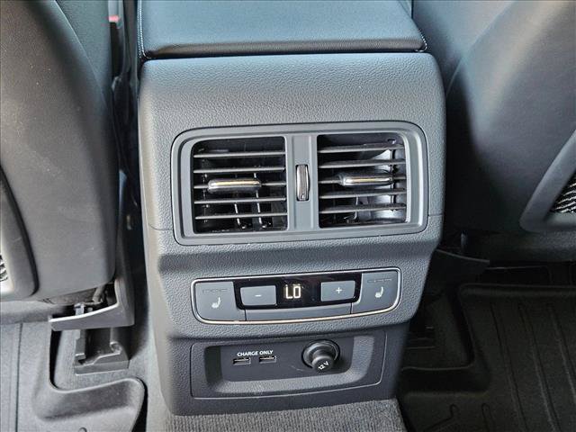 Used 2023 Audi Q5 2.0T Prestige AWD/4WD image 19