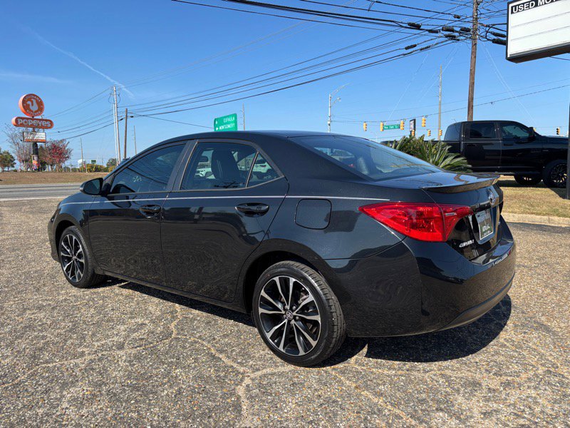 Used 2019 Toyota Corolla SE image 3
