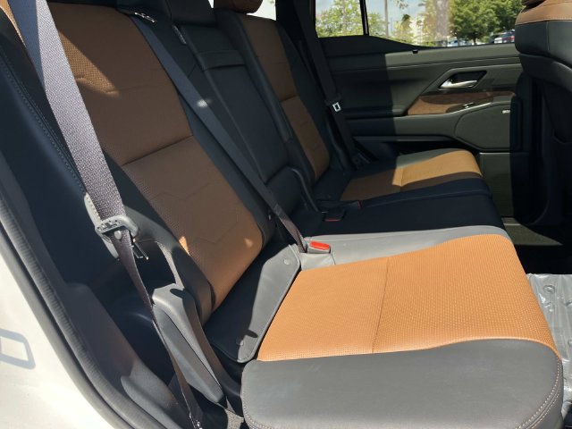 Certified 2026 Lexus GX 550 w/ Accessory Package (ZB) AWD/4WD image 26