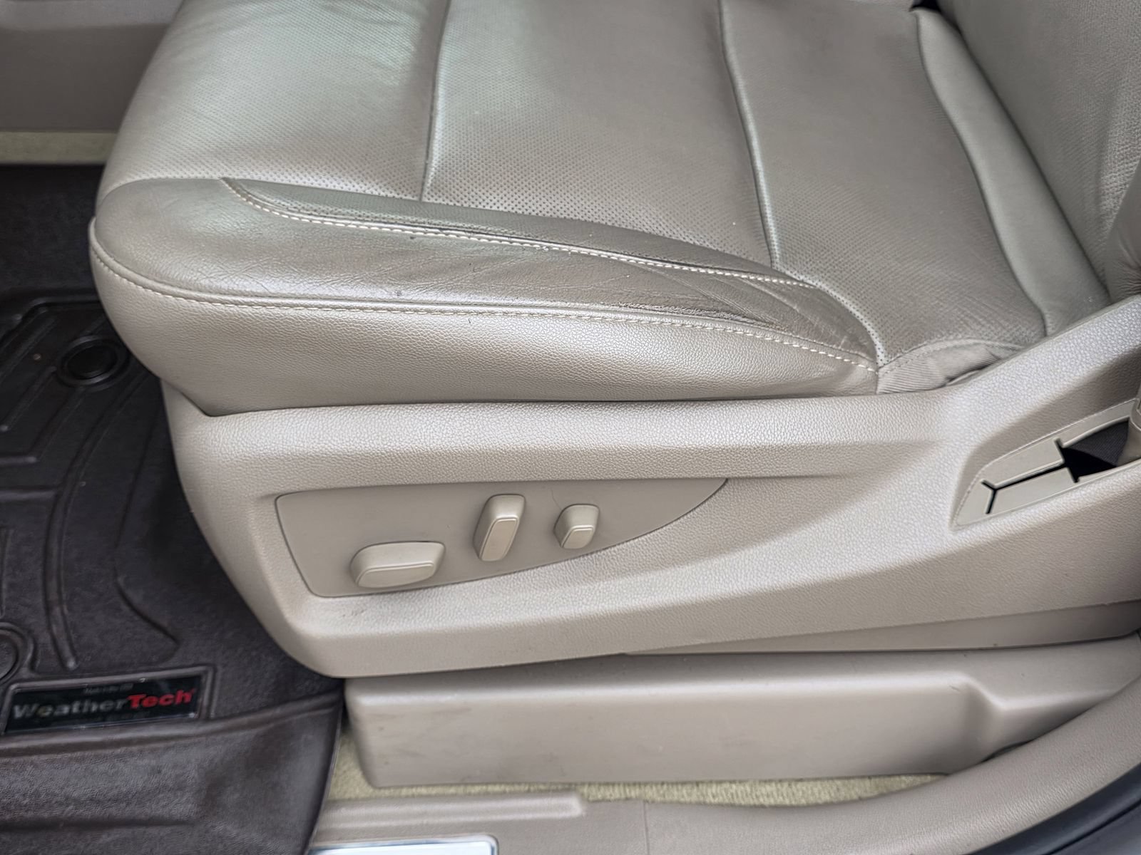 Used 2017 Chevrolet Tahoe Premier RWD image 22
