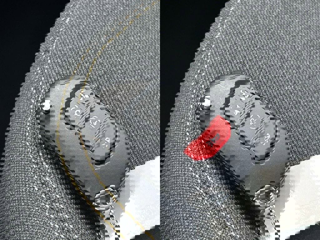 Used 2025 Jeep Wrangler Sahara image 34