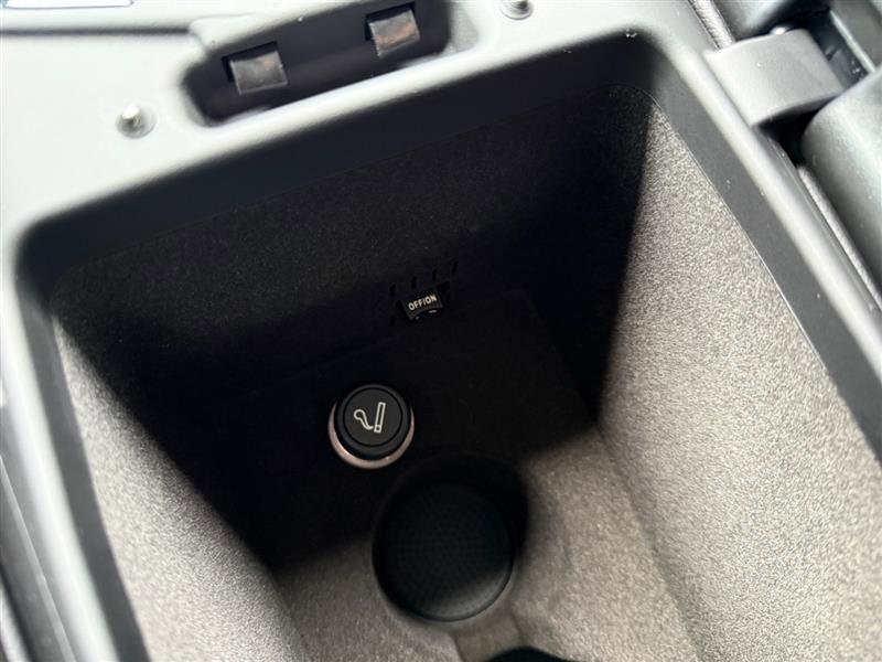 Used 2022 Maserati Quattroporte Modena image 24