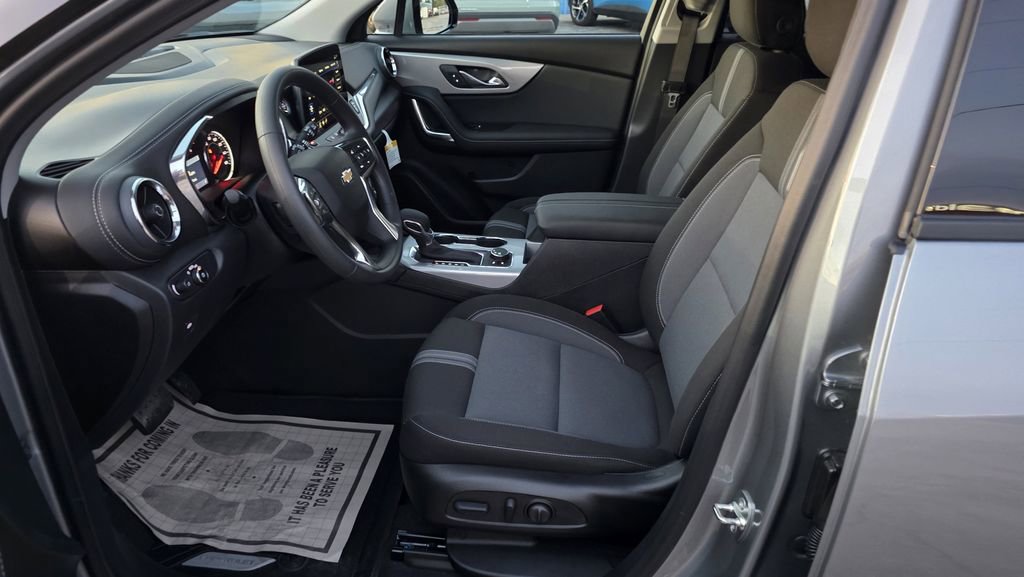 New 2026 Chevrolet Blazer LT w/ Convenience Package FWD image 14