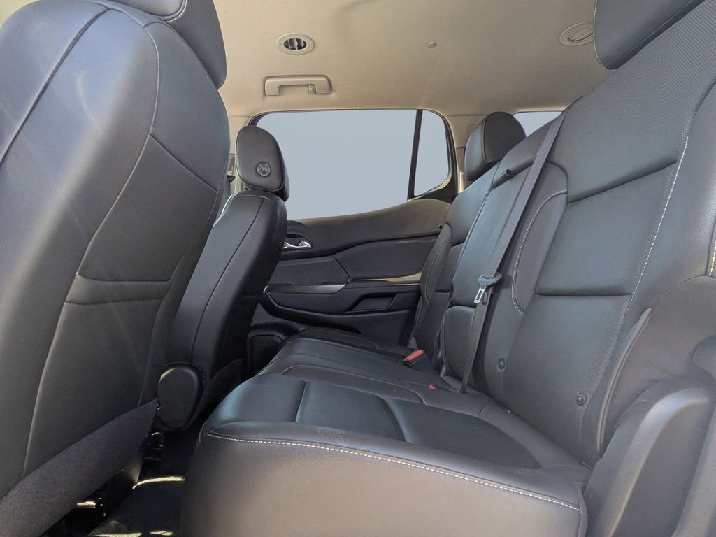 Used 2023 GMC Acadia SLT FWD image 15