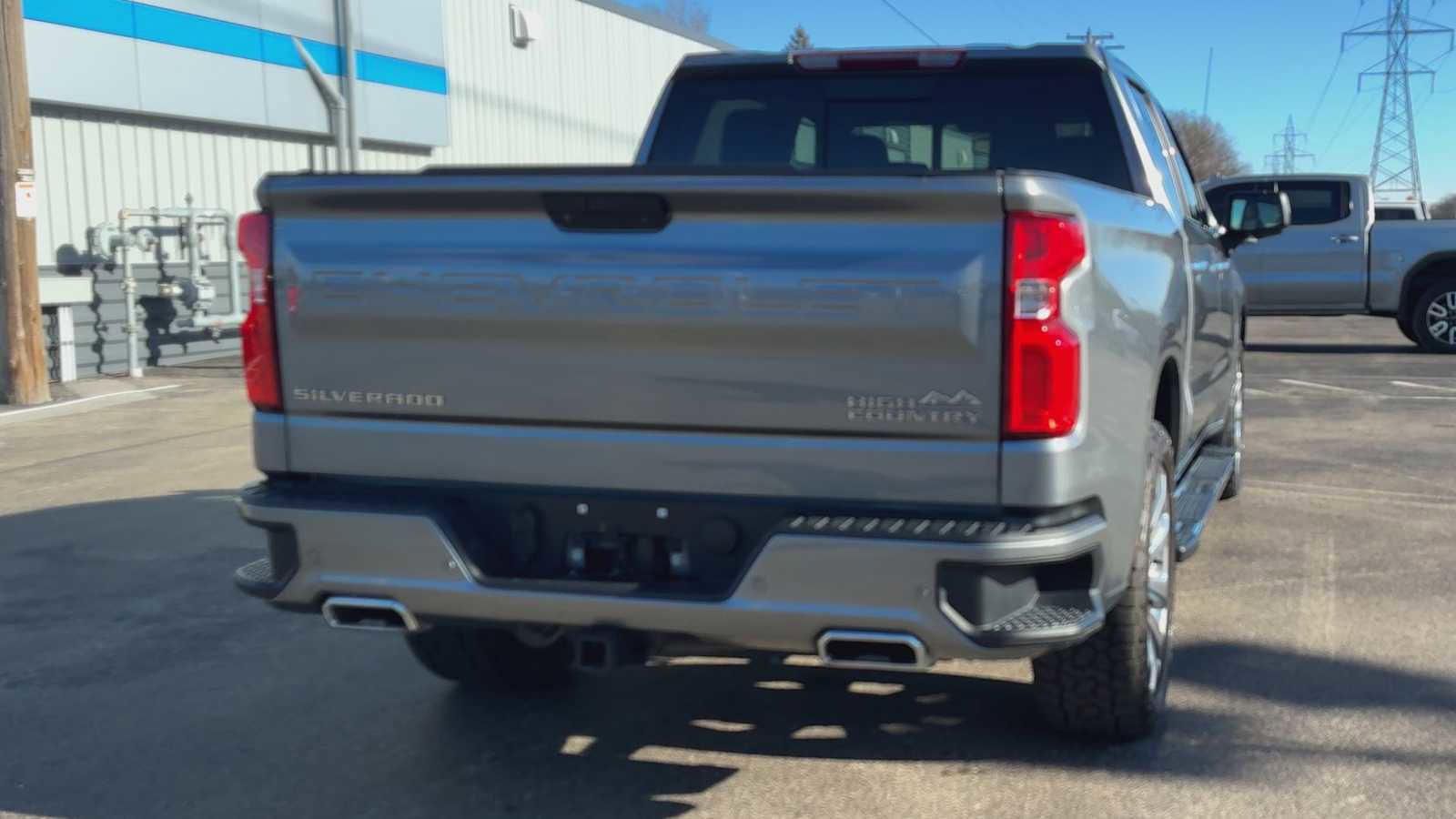 Used 2022 Chevrolet Silverado 1500 High Country image 3