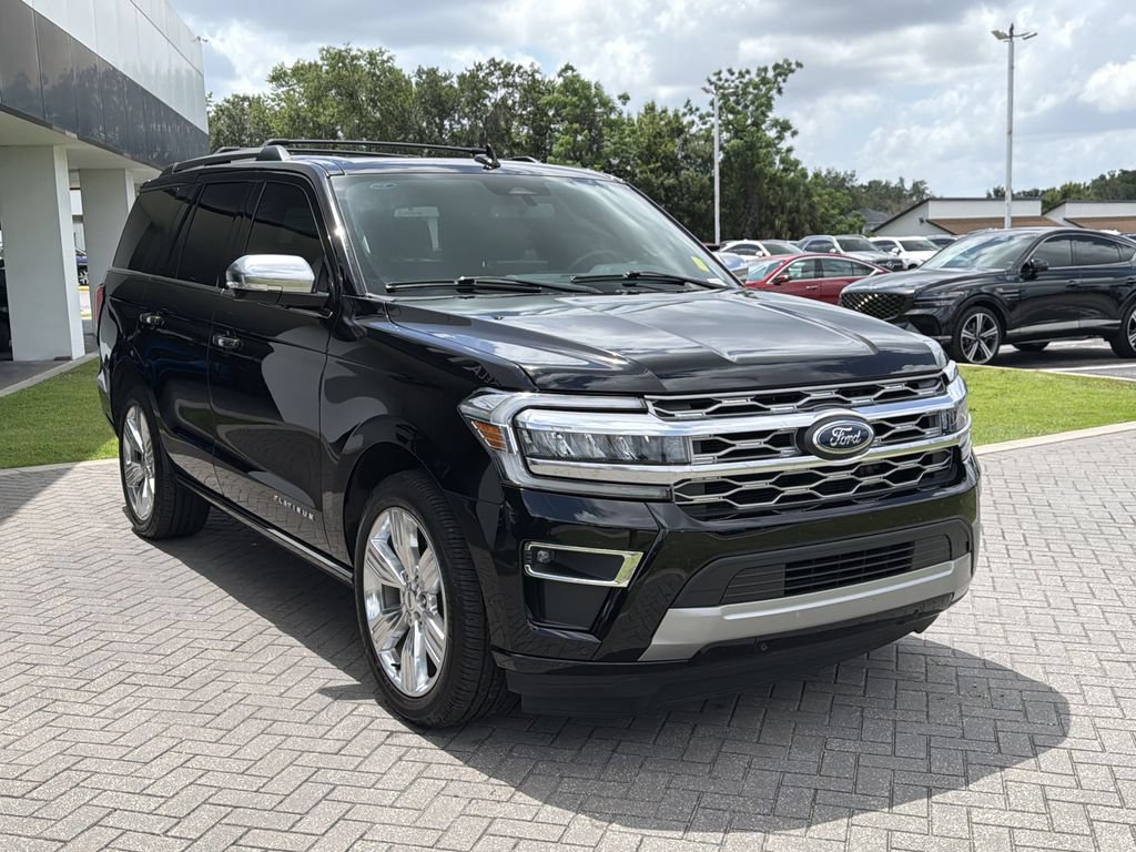 Used 2024 Ford Expedition Platinum RWD image 7