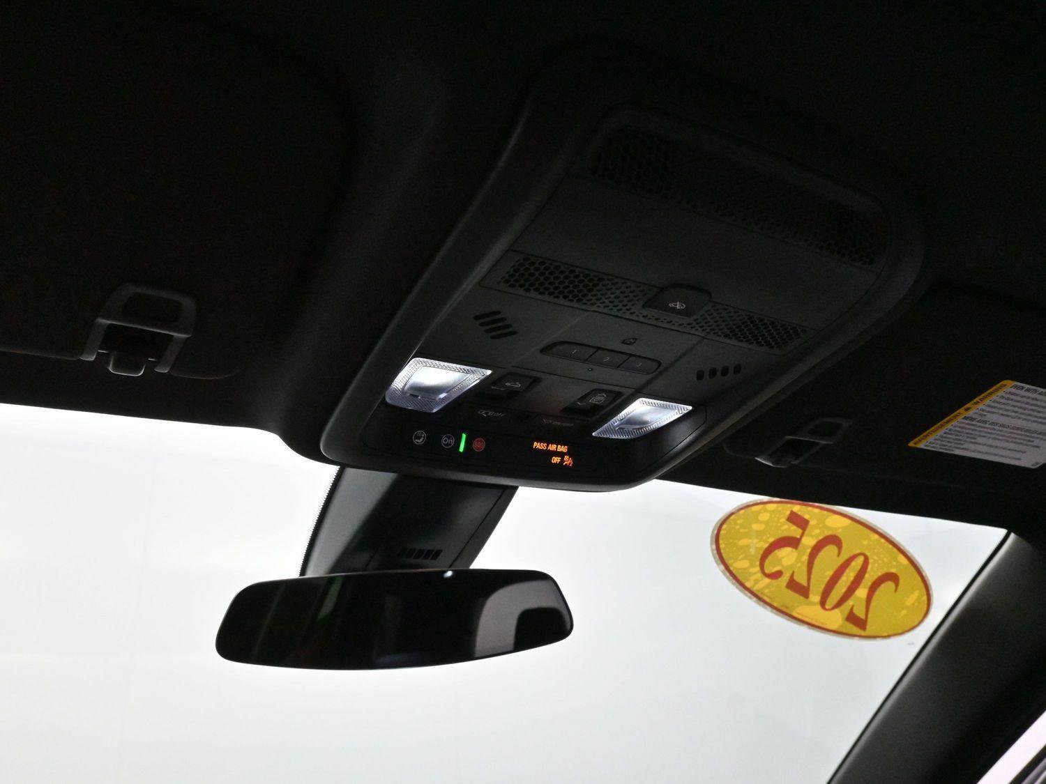 Certified 2025 Cadillac XT6 Sport w/ LPO, Floor Liner Package image 29