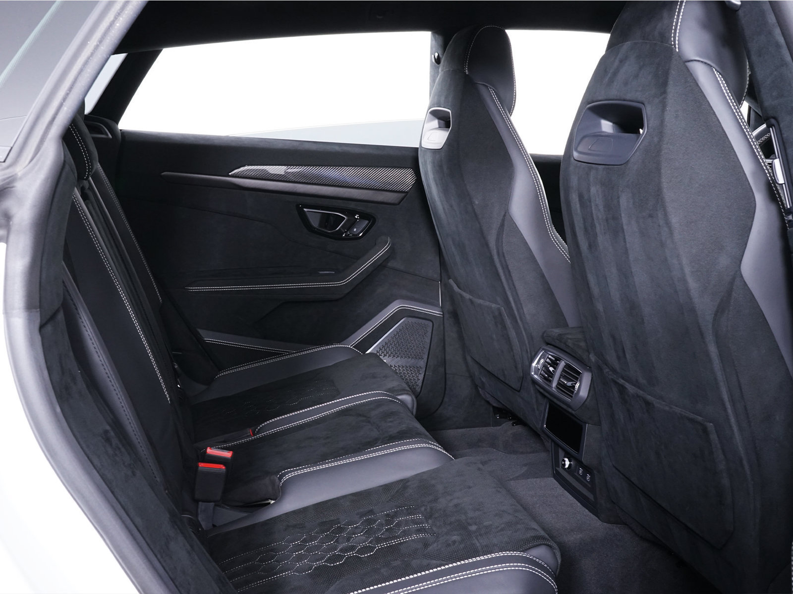 Used 2023 Lamborghini Urus Performante AWD/4WD image 32