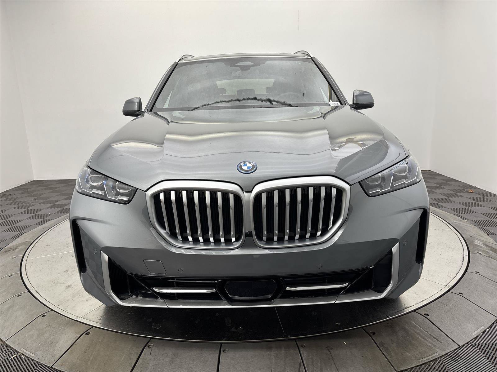 New 2026 BMW X5 xDrive50e w/ Executive Package AWD/4WD image 14
