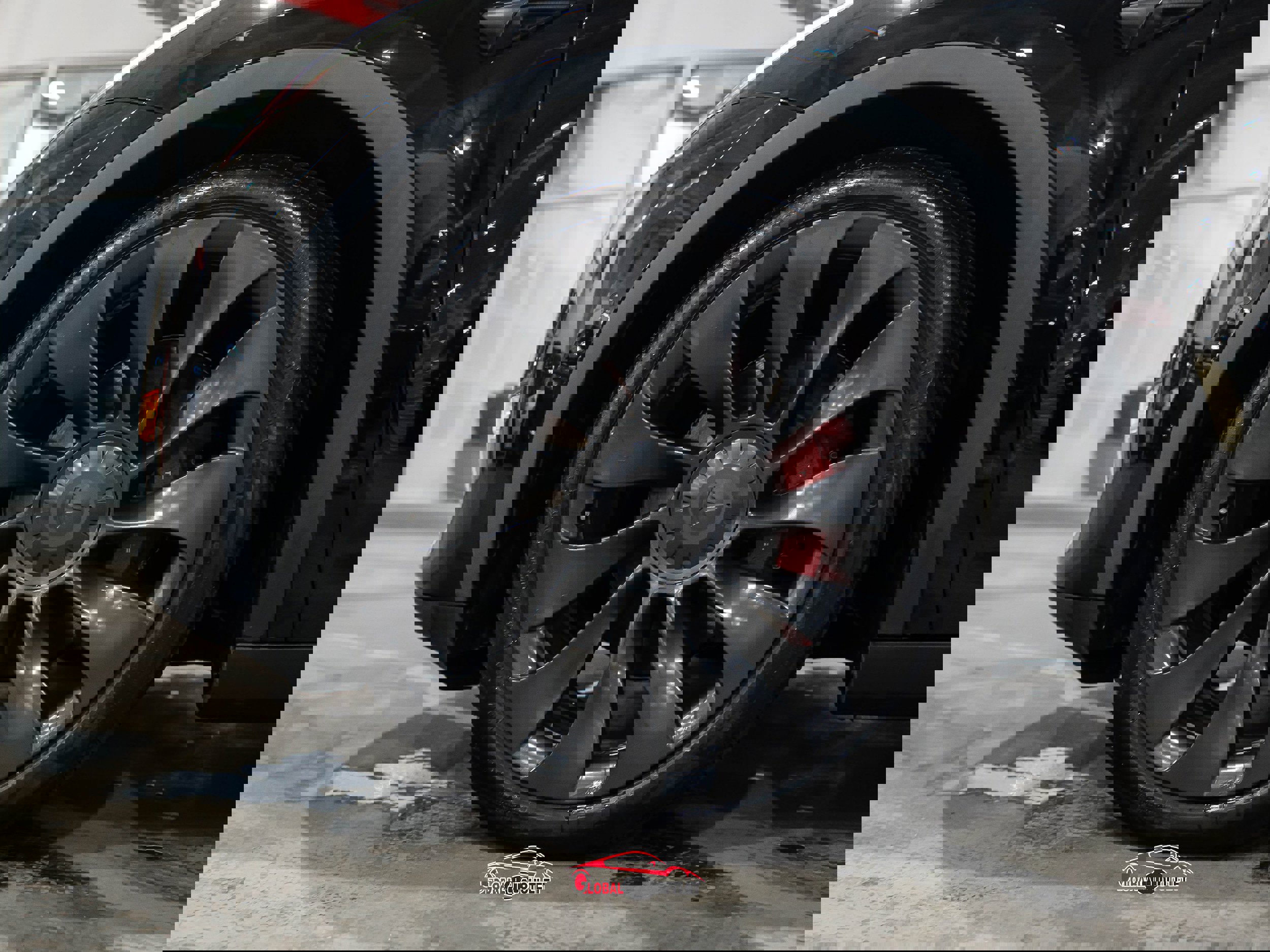 Used 2021 Tesla Model Y Performance image 10