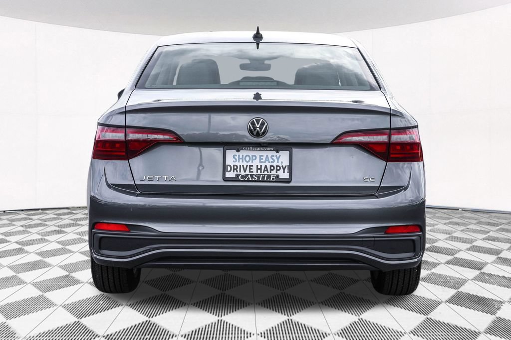 Certified 2023 Volkswagen Jetta SE FWD image 11