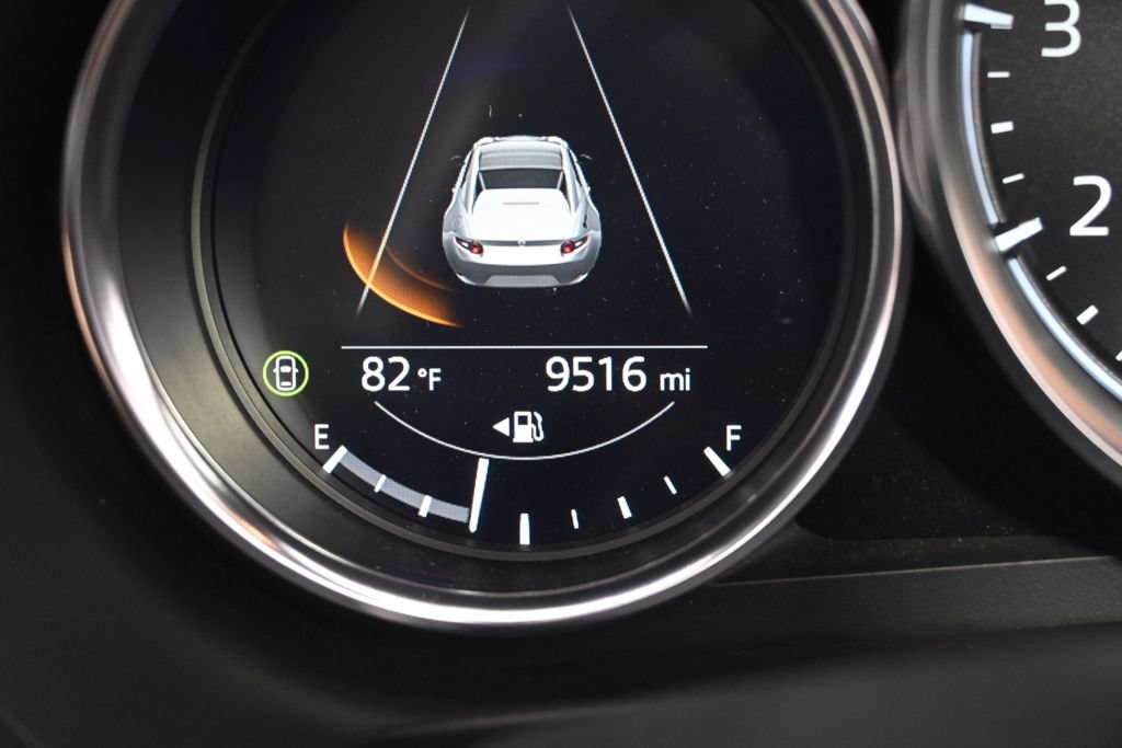 Used 2024 MAZDA MX-5 Miata RF Club RWD image 32